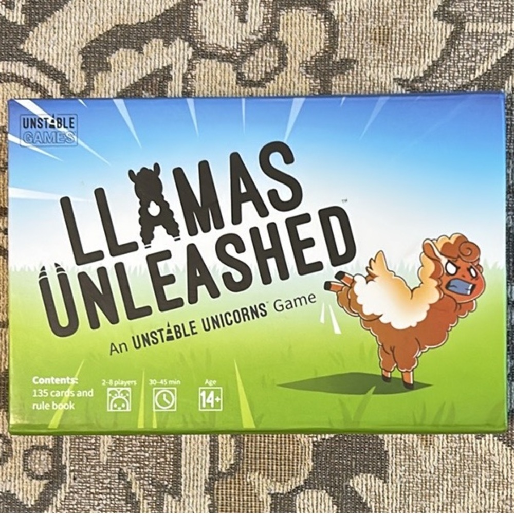 Llamas Unleashed Base Card Game. Complete.